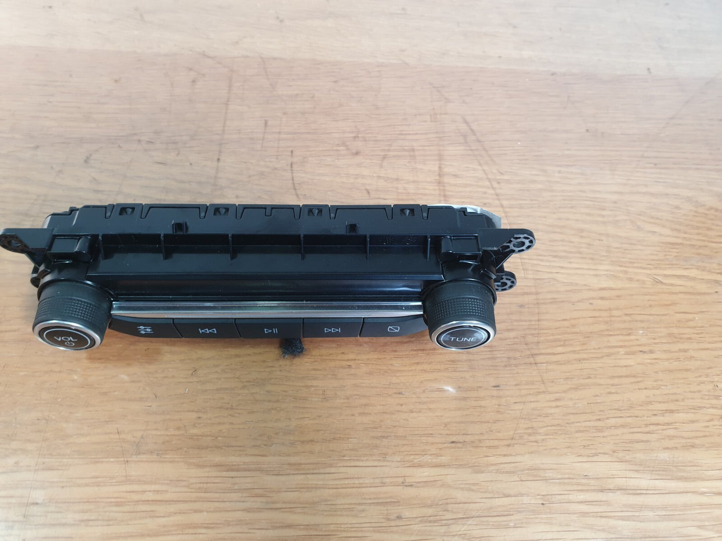 FORD FOCUS ACTIVE X 1.0 PETROL 2021 MULTIMEDIA RADIO CONTROL SWITCH PANEL A212 - Image 6