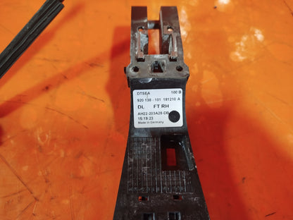 ✅LAND ROVER DISCOVERY 4 L319 3.0 DIESEL 2011 FRONT RIGHT DOOR LOCK 6W8A21812GD - Image 4