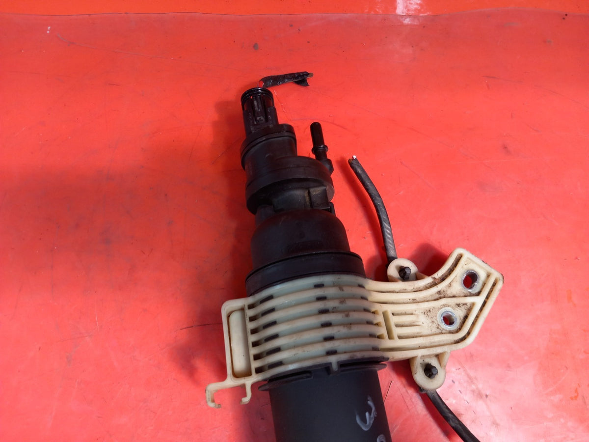 ebay-src:https://i.ebayimg.com/00/s/mtiwmfgxnjaw/z/utwaaeswfhnqhqpi/$_57.jpg