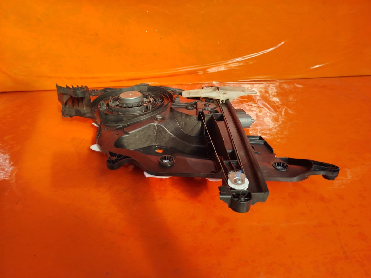 ebay-src:https://i.ebayimg.com/00/s/mtiwmfgxnjaw/z/2uoaaeswj9vqtymc/$_57.jpg