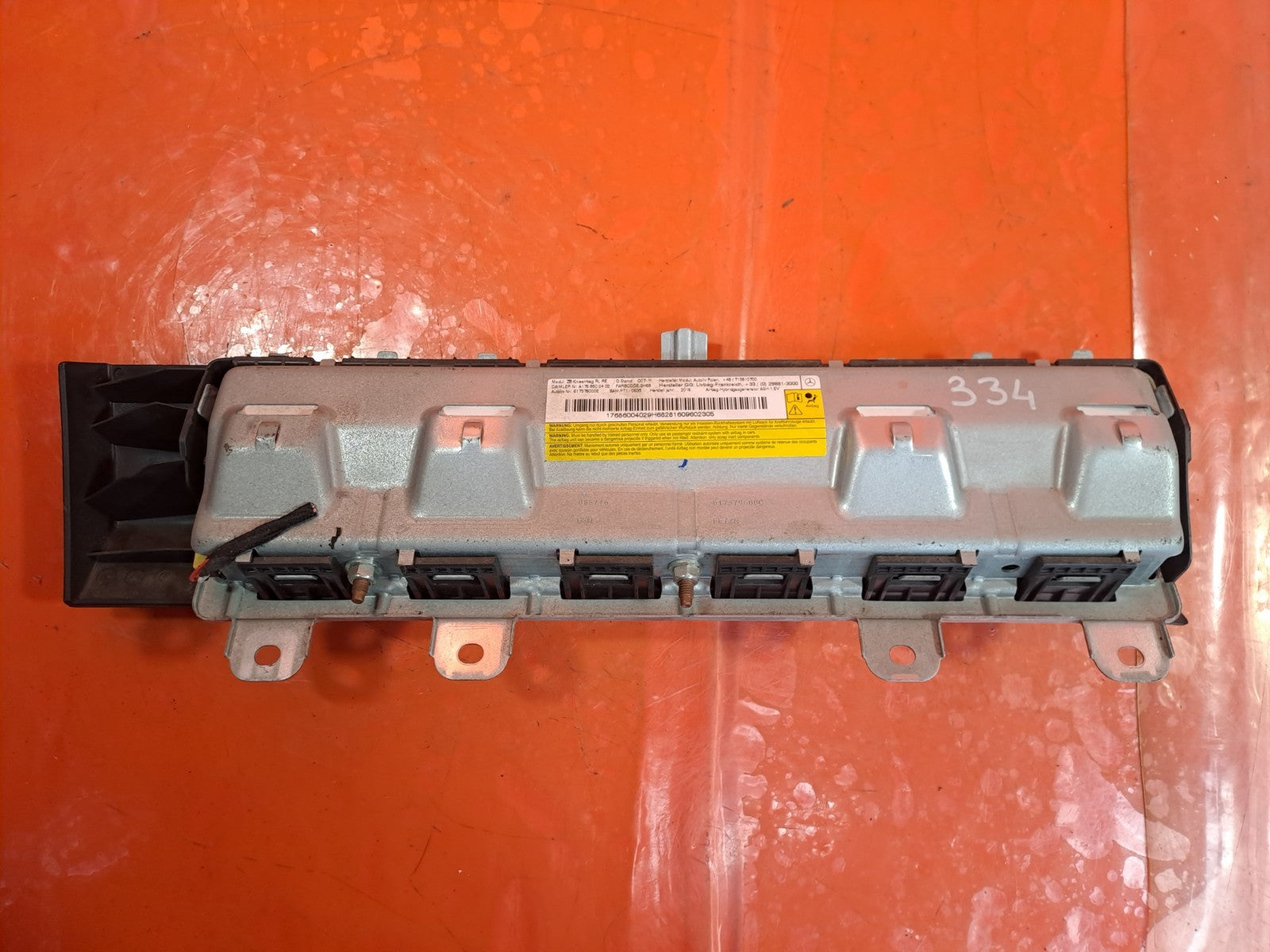 ✅MERCEDES GLA 200D X156 2.1 DIESEL 2016 RIGHT DRIVER SIDE KNEE ARBAG A1768600402 - Image 8