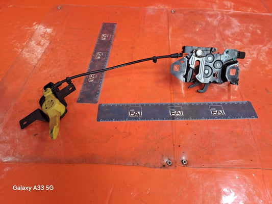 ✅2018 FORD GALAXY ZETEC BONNET LOCK CATCH EM2A-16700-AE + WARRANTY A301 - Image 1