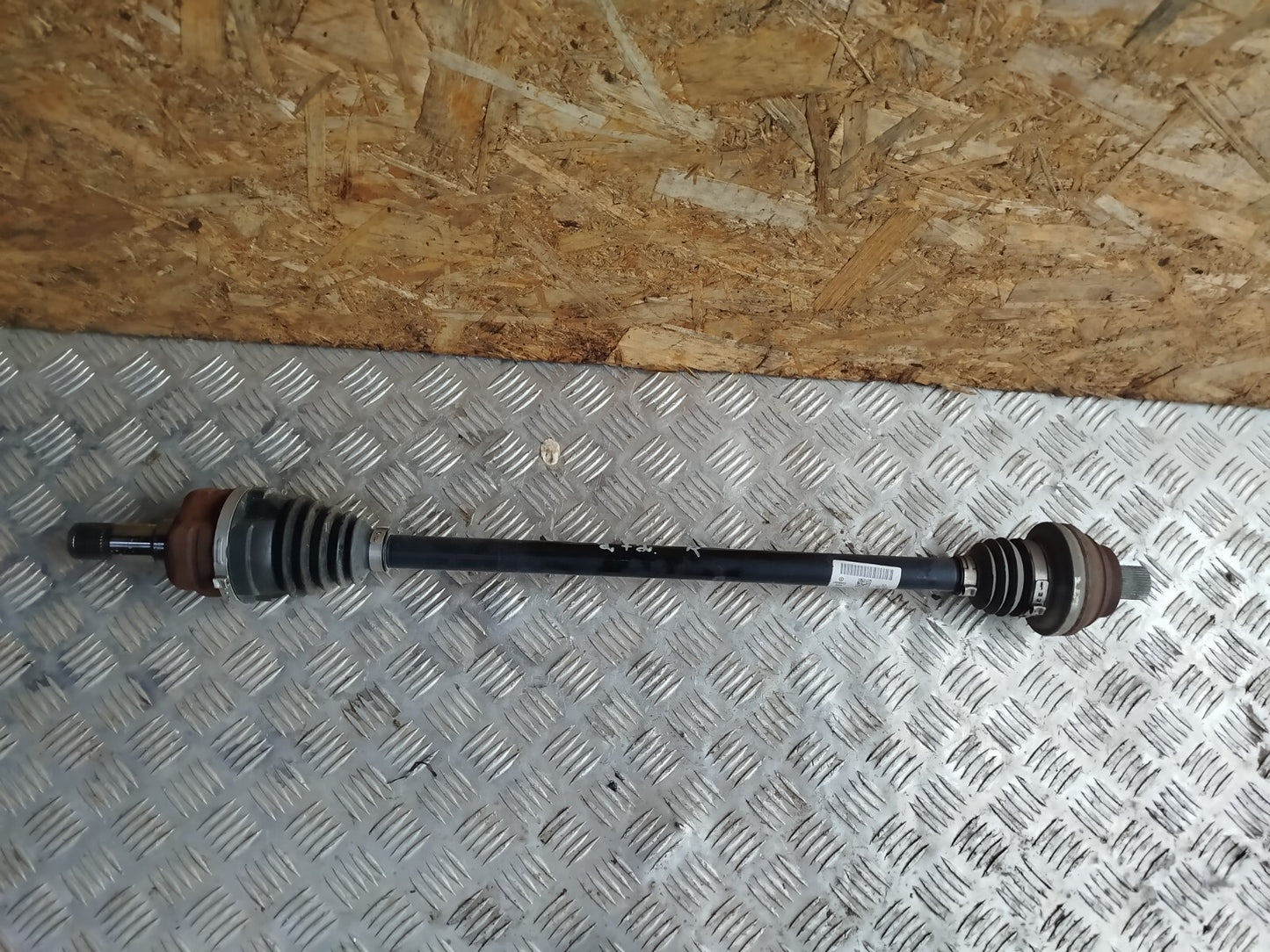 ✅CUPRA BORN V2 Ev 2023 REAR RIGHT DRIVESHAFT 1EA501204G Warranty A272 - Image 1
