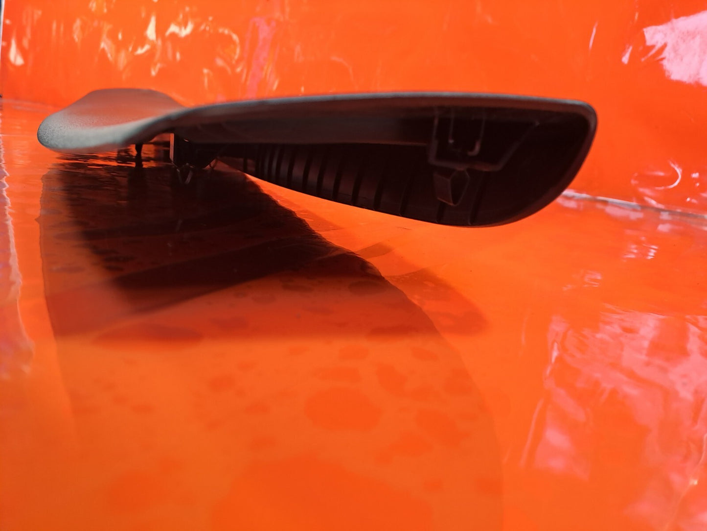 ✅2023 CUPRA BORN V2 EV REAR LID UPPER CENTRE TRIM PANEL 10A867707A WARRANTY A209 - Image 4