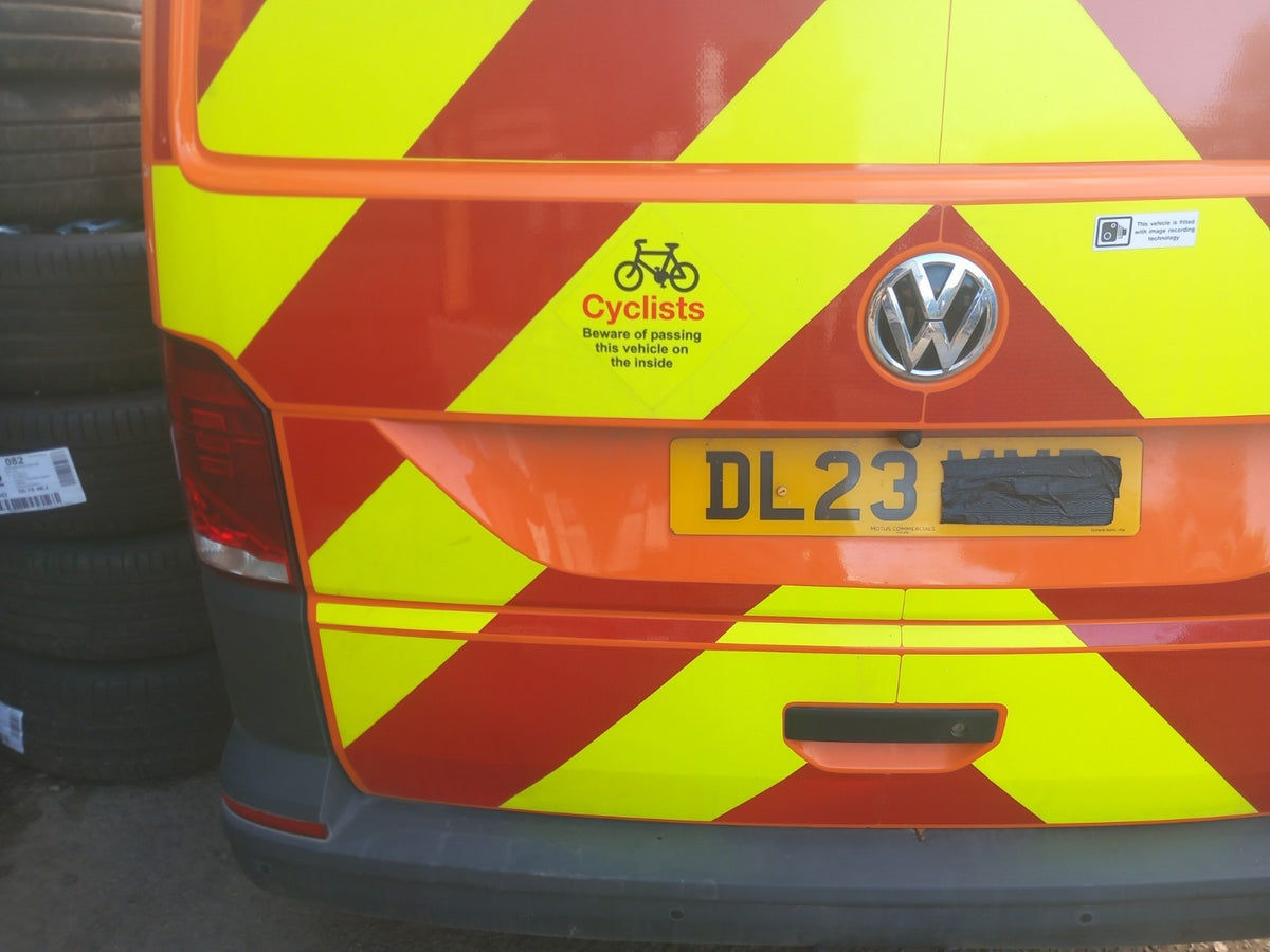VW Transporter St-Line 2.0 Diesel 2023 Tailgate Boot Lid Orange Warranty A416 - Image 4