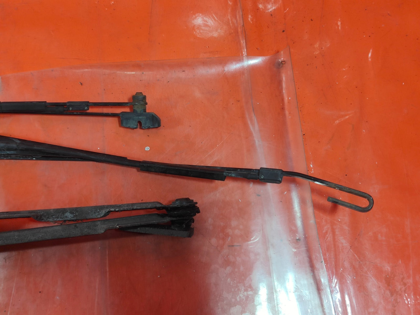 ✅2003 VOLVO FL FRONT WIPER ARMS PAIR + WARRANTY A324 - Image 10