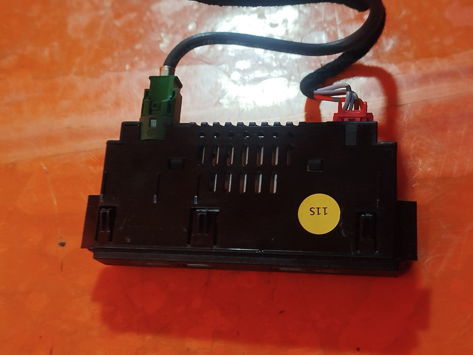 ✅VW GOLF R-LINE MK8 2.0 DIESEL 2020 DOUBLE USB PORT SOCKET 5NA035736 Warranty - Image 9