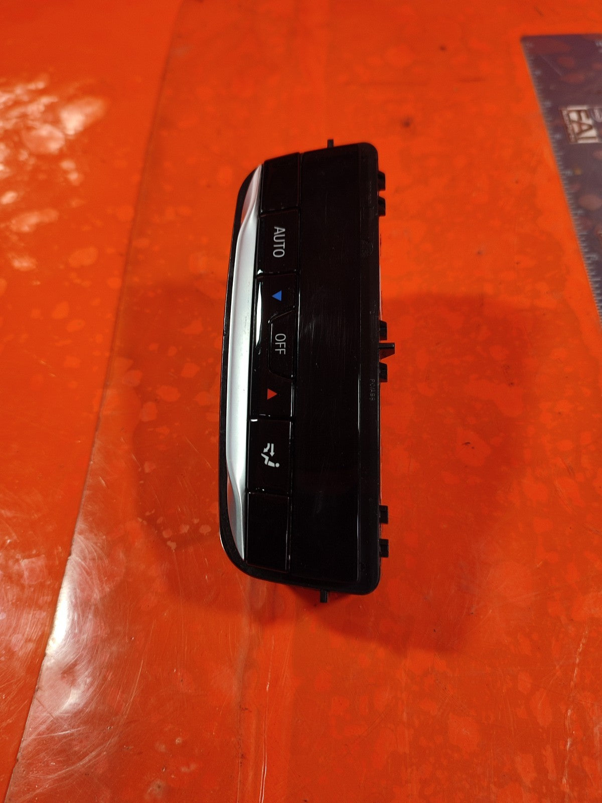 ebay-src:https://i.ebayimg.com/00/s/mtywmfgxmjaw/z/3qeaaesw9evo6bcq/$_57.jpg