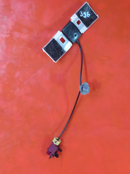 Land Rover Defender L663 3.0 Diesel 2025 Rear Left Sensor L8B2156037AB A396  - Image 10
