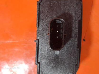 ✅POLESTAR 2 LONG RANGE 2023 TAILGATE OPEN SWITCH 31674801 Warranty A312 - Image 7