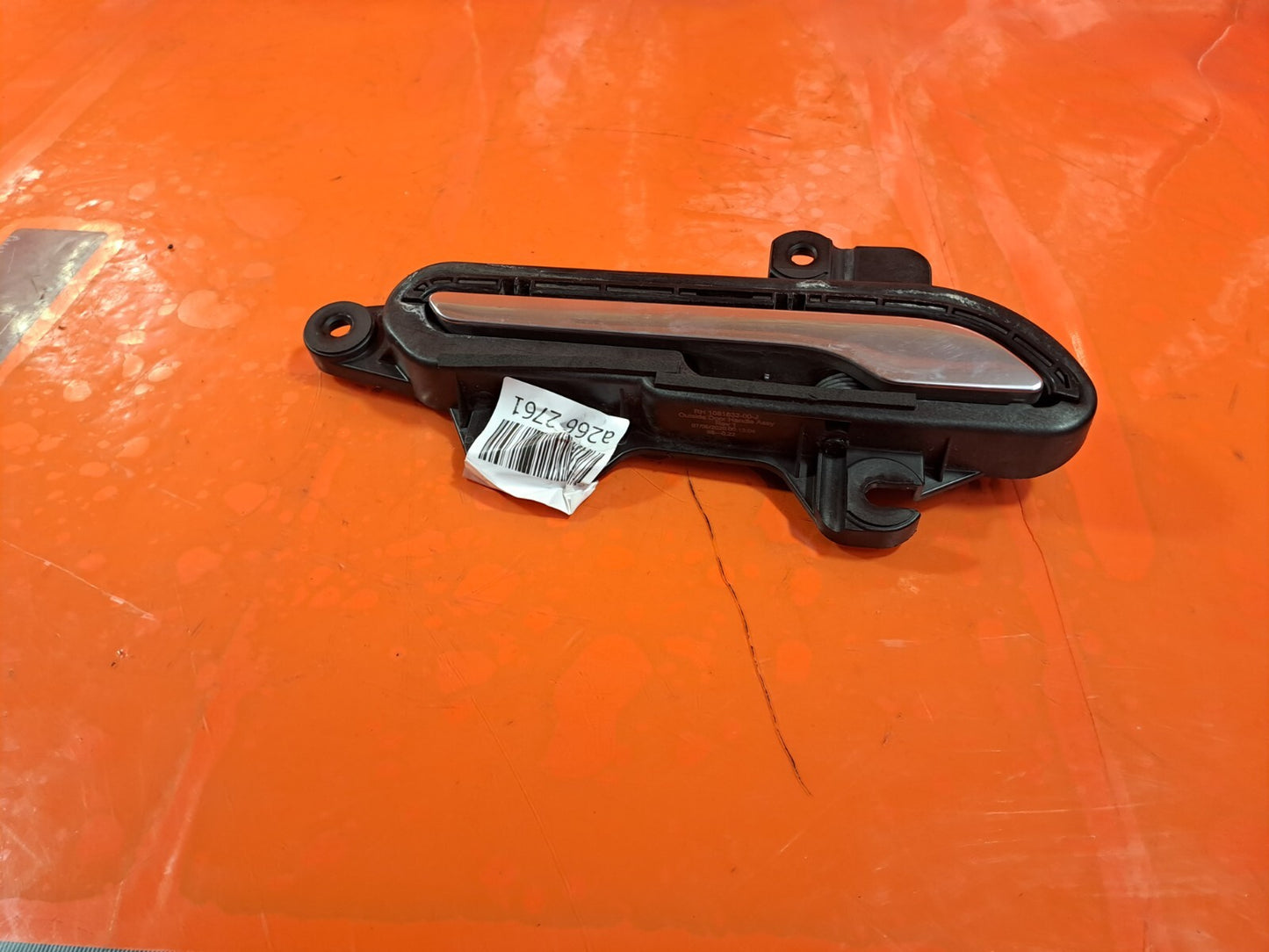 ✅2020 TESLA MODEL 3 DOOR HANDLE EXTERIOR FRONT RIGHT 1081832-00-J +WARRANTY A266 - Image 4