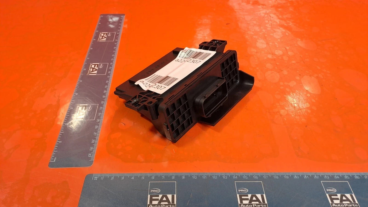 ebay-src:https://i.ebayimg.com/00/s/otawwde2mda=/z/2qgaaeswjmfqq-kl/$_57.jpg