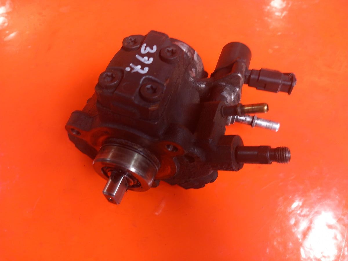 ebay-src:https://i.ebayimg.com/00/s/mtiwmfgxnjaw/z/apyaaesw-ohqq-5t/$_57.jpg