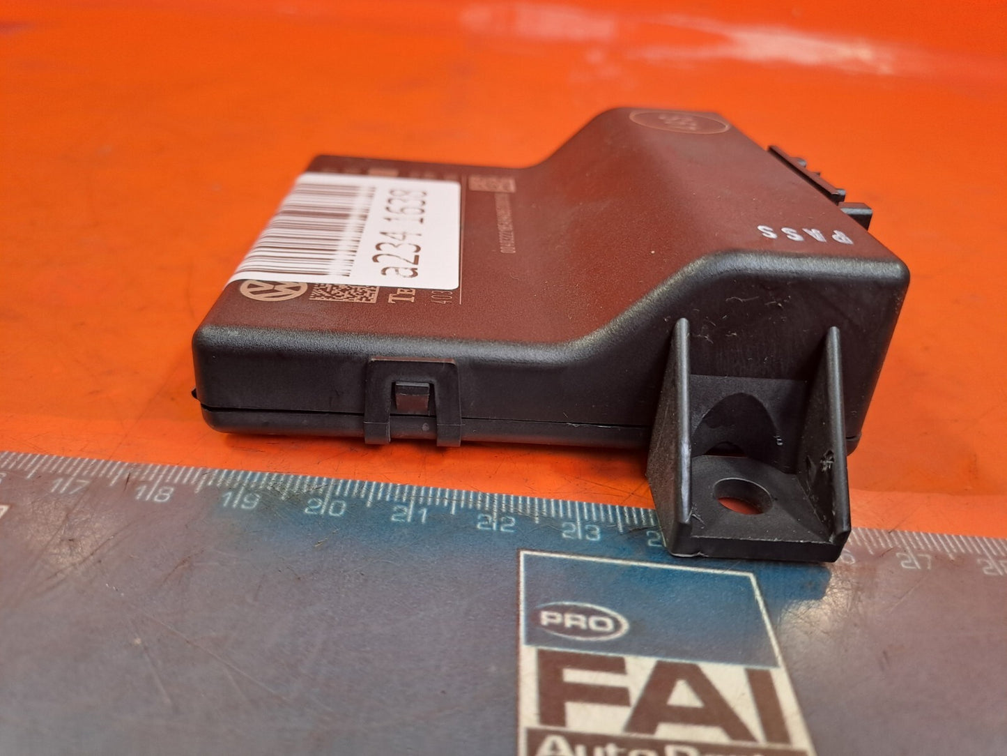ebay-src:https://i.ebayimg.com/00/s/mtiwmfgxnjaw/z/cb8aaoswrttnomg5/$_57.jpg