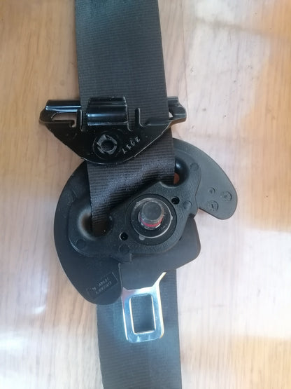 ✅2018 Range Rover Evoque L538 Front Left Passenger Seat Belt BJ32-611B09-CD A108 - Image 9