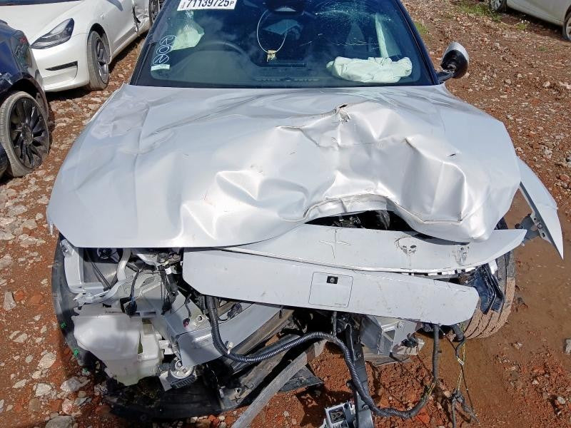 ✅POLESTAR 2 220KW 82KWH LONG RANGE 2023 BREAKING PRICE PER WHEEL NUT ONLY SILVER - Image 7