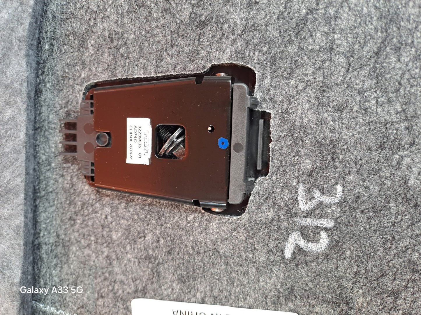 ebay-src:https://i.ebayimg.com/00/s/mtiwmfgxnjaw/z/qpmaaesw8cbpeizt/$_57.jpg