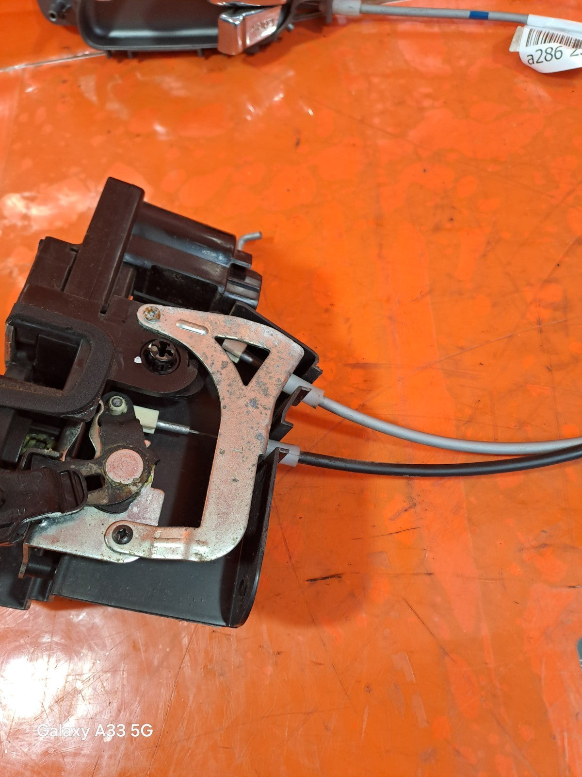 ✅SSANGYONG RODIUS TURISMO 2.2 DIESEL 2017 REAR LEFT DOOR LOCK Warranty A286 - Image 5