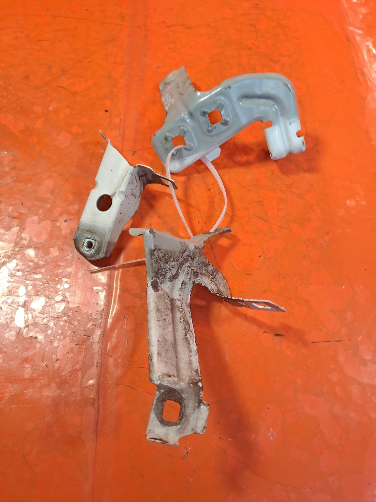 ✅BMW F33 420D M SPORT 2.0 DIESEL 2015 FRONT LEFT WING BRACKETS 7255821 Warranty - Image 5