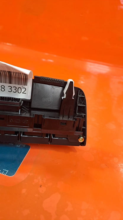 ebay-src:https://i.ebayimg.com/00/s/mtywmfg5mda=/z/q8uaaosw3vfnc~jj/$_57.jpg