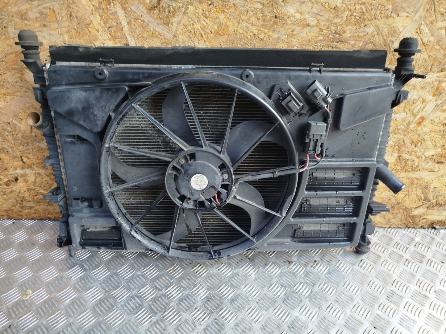 ✅FORD TOURNEO CUSTOM 2.2 DIESEL 2015 Radiator Cooling Fan BK21-8C687-BA Warranty - Image 1