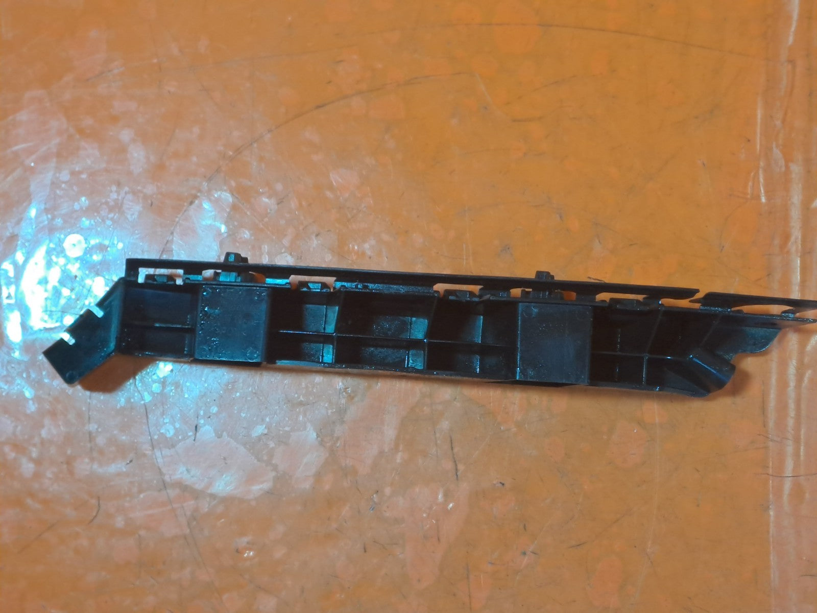 ✅FORD TOURNEO CONNECT VW CADDY 2.0 DIESEL 2024 FRONT LEFT BUMPER MOUNT BRACKET - Image 4