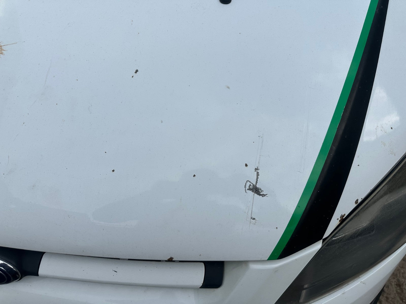 ✅Ford Transit Custom 2.2 Diesel 2014 Bonnet Hood Panel White Scratches A378 - Image 2