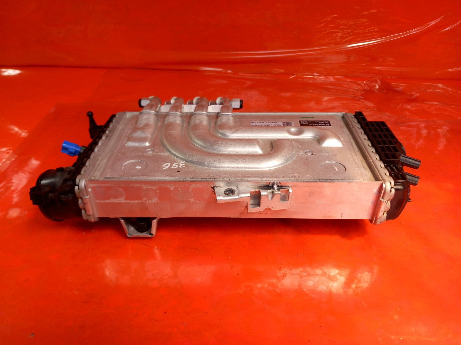Land Rover Defender L663 3.0 Diesel 2025 Intercooler Radiator K6D36K775BH A396 - Image 3