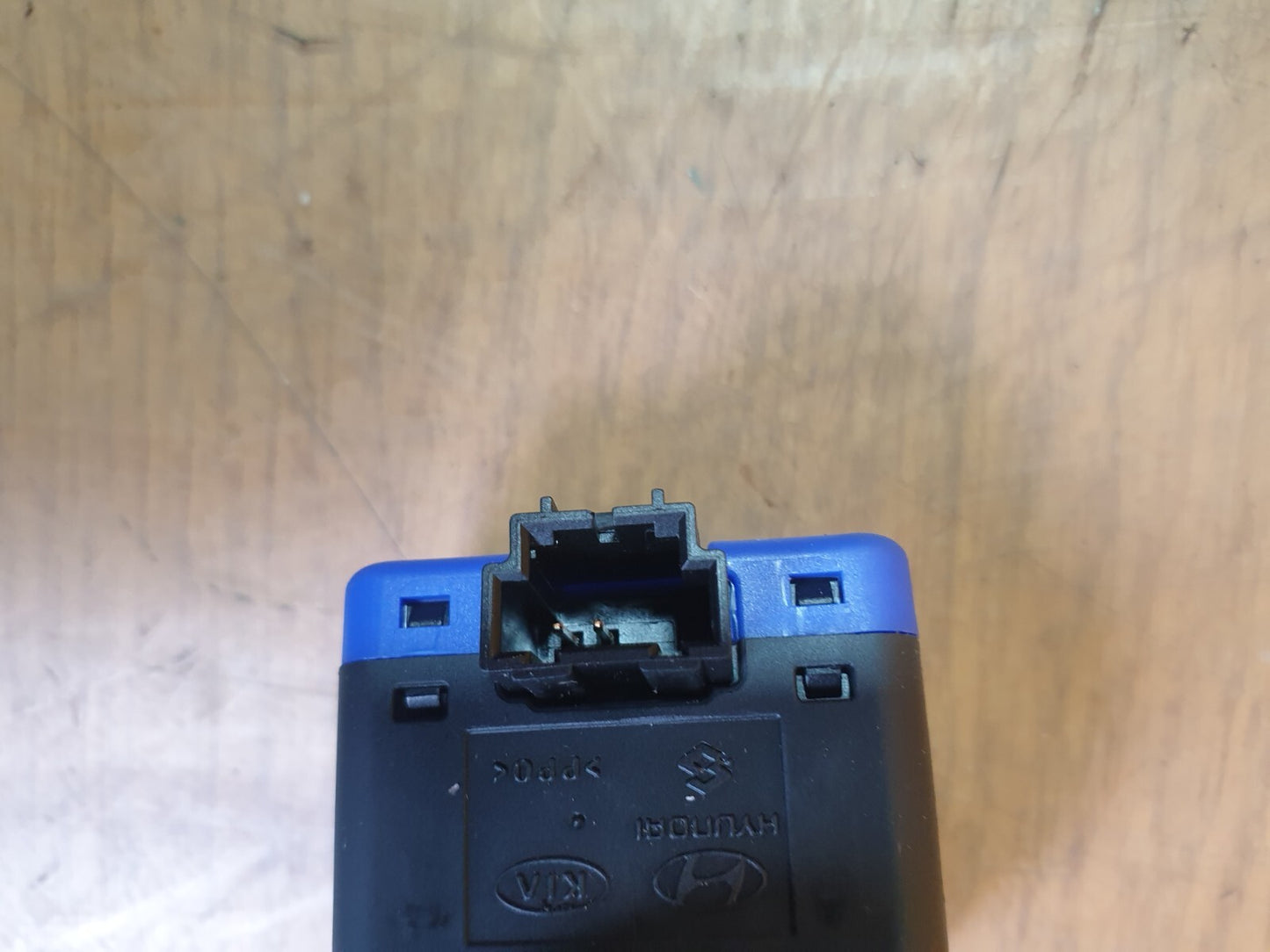 ebay-src:https://i.ebayimg.com/00/s/mtiwmfgxnjaw/z/nboaaoswf7zmltm8/$_57.jpg