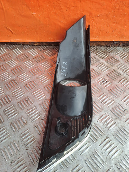 Renault Megane MK4 1.3 Petrol 2019 Front Right Fog Light Surround Trim Warranty - Image 5
