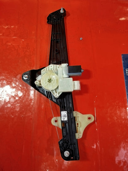 ✅RENAULT CLIO V 1.6 PETROL 2025 FRONT RIGHT WINDOW REGULATOR MOTOR 807201776R - Image 1