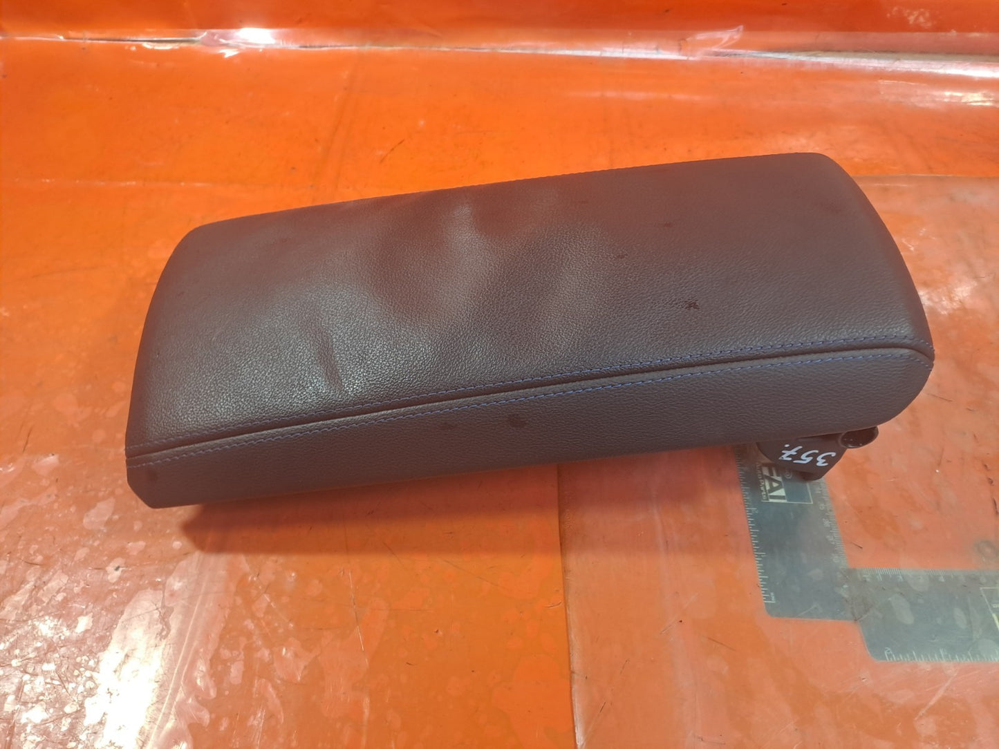 ✅2021 BMW 3 SERIES G20 M SPORT CENTER CONSOLE LEATHER ARMREST BMF3MF2317 A357 - Image 1