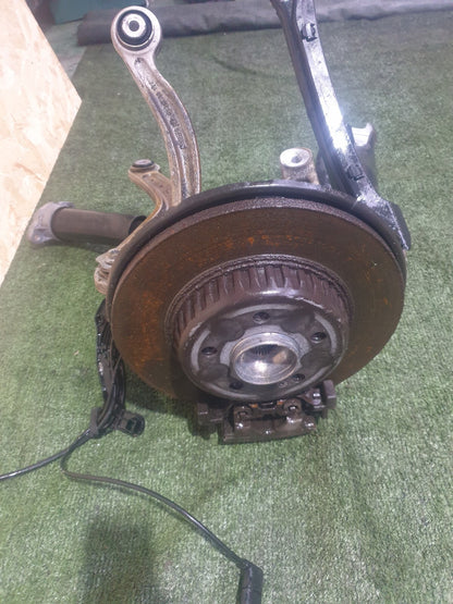✅2016 MERCEDES C CLASS W205 2.0P REAR RIGHT SUSPENSION LEG HUB A2053521900 A123 - Image 7
