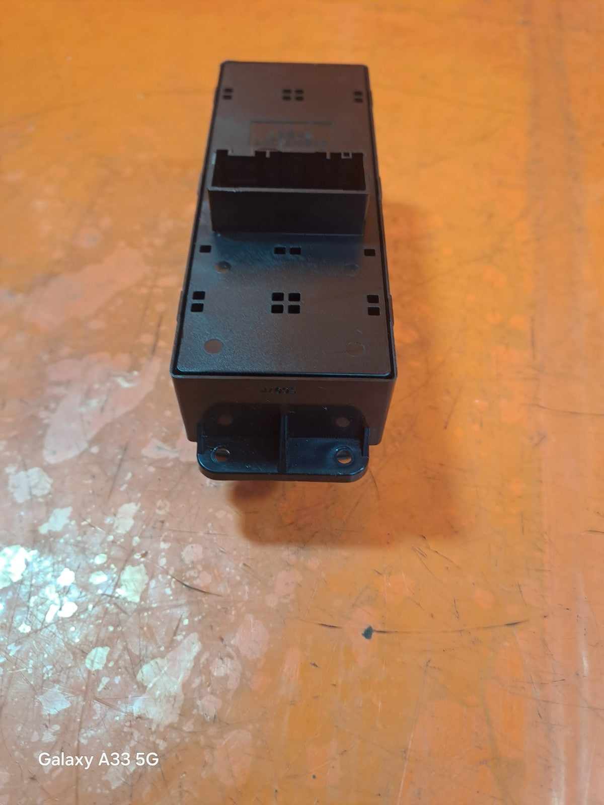 ✅SSANGYONG KORANDO 2.2 DIESEL 2015 FRONT RIGHT WINDOW SWITCH 202007153 Warranty - Image 12
