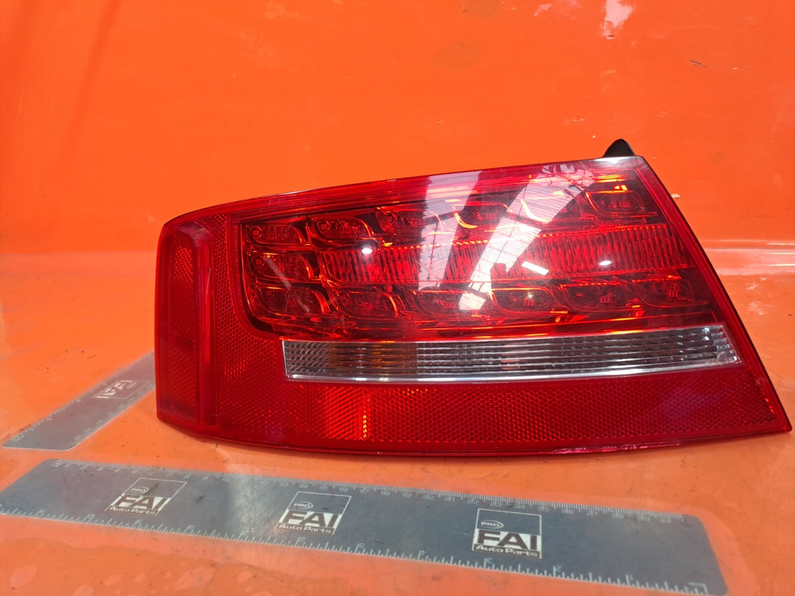 ✅AUDI A5 S LINE CABRIO 2.0 PETROL 2009 REAR LEFT OUTER TAIL LIGHT 8T0945095B - Image 9