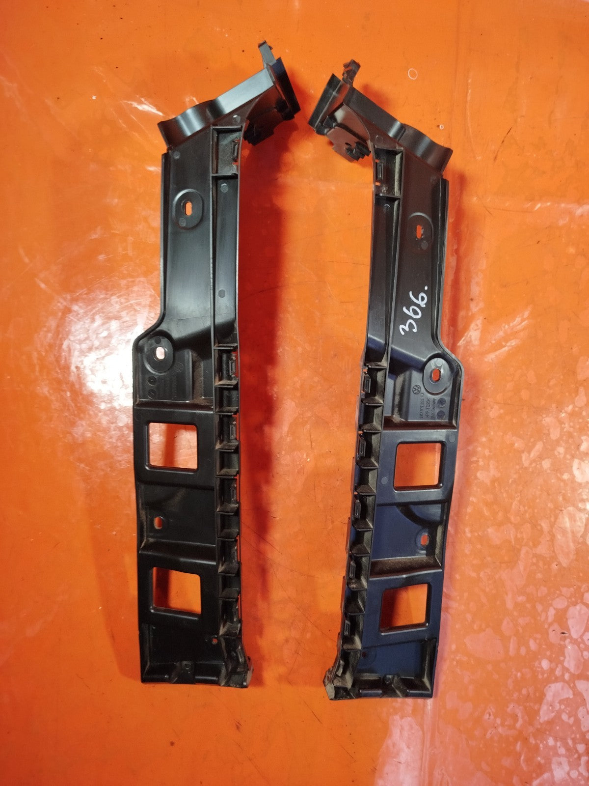 ✅2024 FORD TOURNEO CONNECT REAR BUMPER BRACKET PAIR 2K7807393D 2K7807394D A366 - Image 7