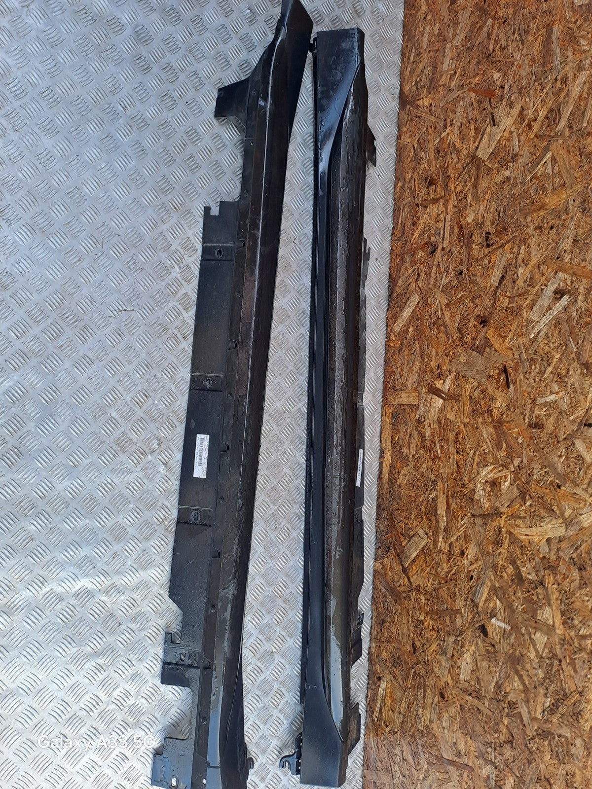 ✅2018 BMW X1 F48 2.0P SIDE SKIRT PAIR 7332327 7332328 + WARRANTY A303 - Image 2