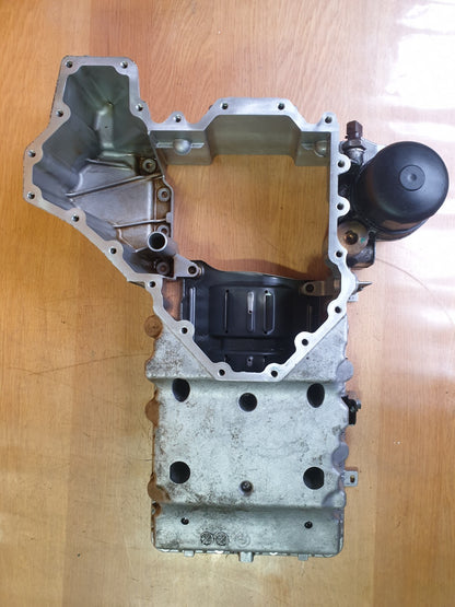 ✅2014 BMW 5 SERIES F11 4.4P ENGINE UPPER OIL PAN 7605524 70524165 +WARRANTY A153 - Image 6