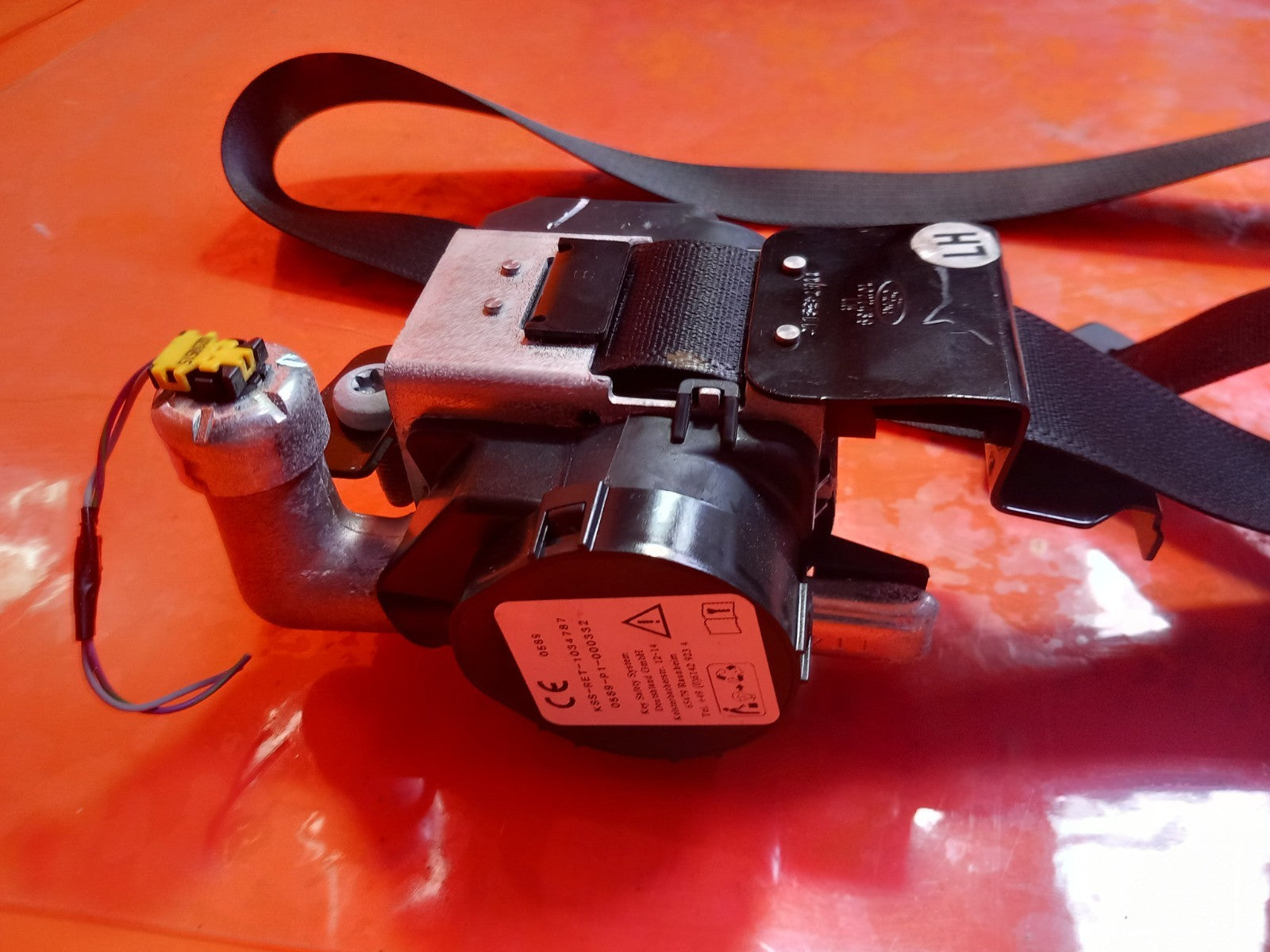 2019 Ford Galaxy MK3 Zetec Front Left Seat Belt EM2B-R61295-AE Warranty A345 - Image 4