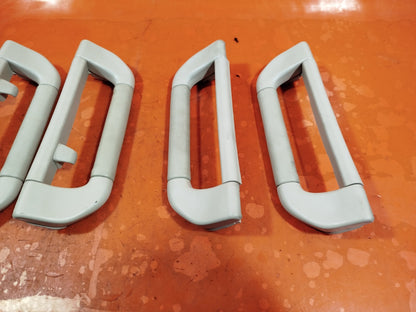 ✅LAND ROVER RANGE ROVER L322 4.4 DIESEL 2011 INTERIOR ROOF HANDLES SET Warranty - Image 3