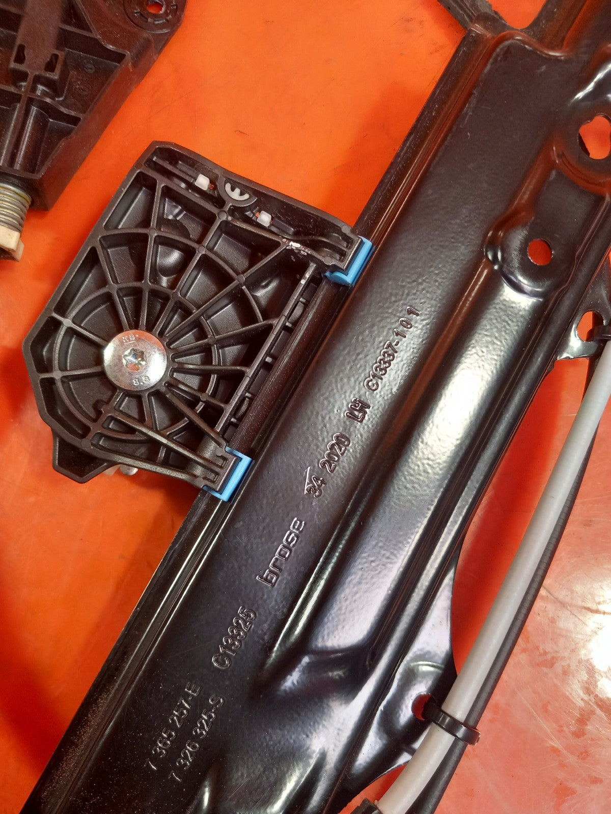 ebay-src:https://i.ebayimg.com/00/s/mtywmfgxmjaw/z/oc0aaeswgm9qcwbq/$_57.jpg
