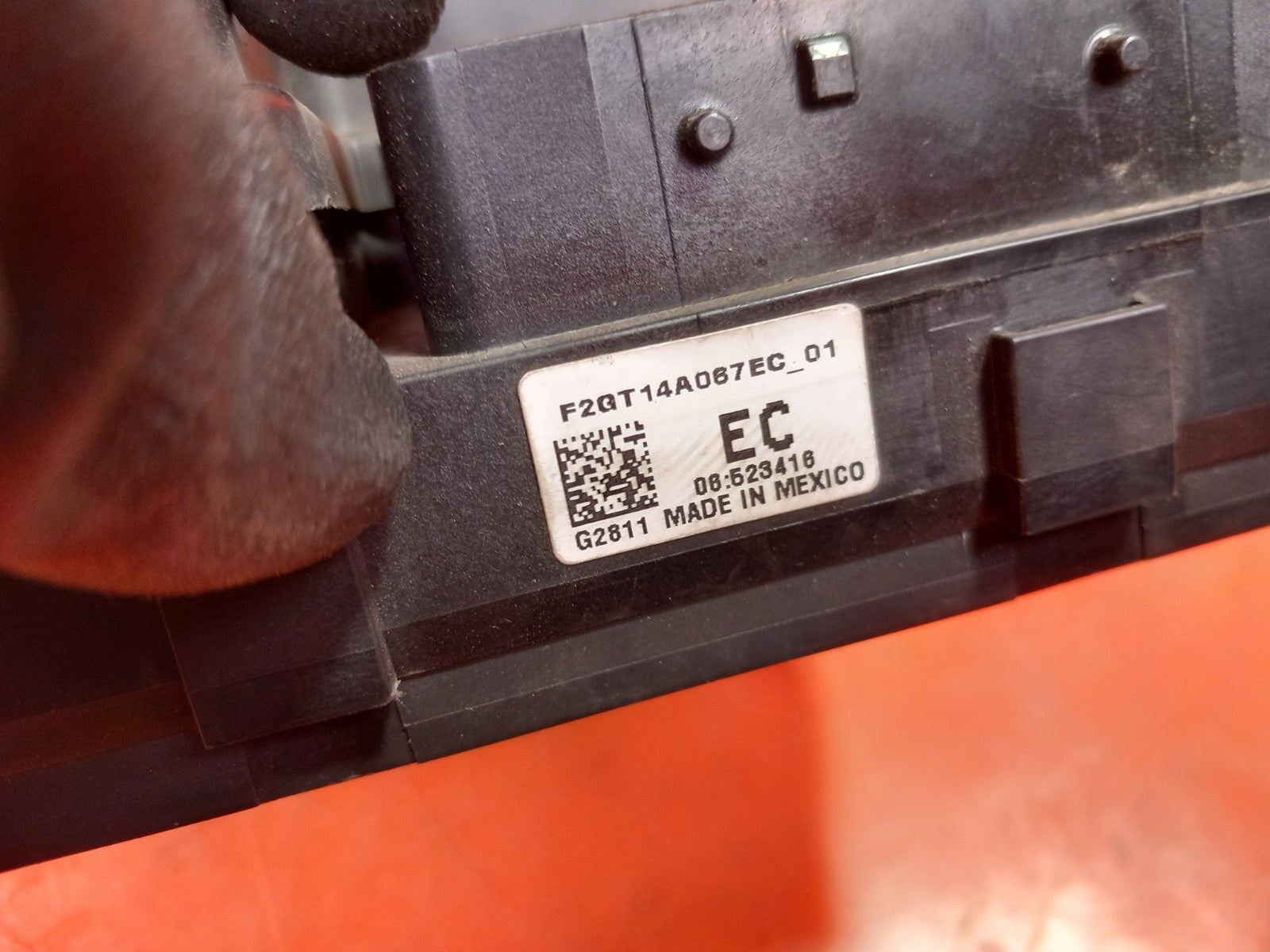 Ford Galaxy Zetec 2.0 Diesel 2017 Fuse Box F2GT14A067EC Warranty A296 - Image 9