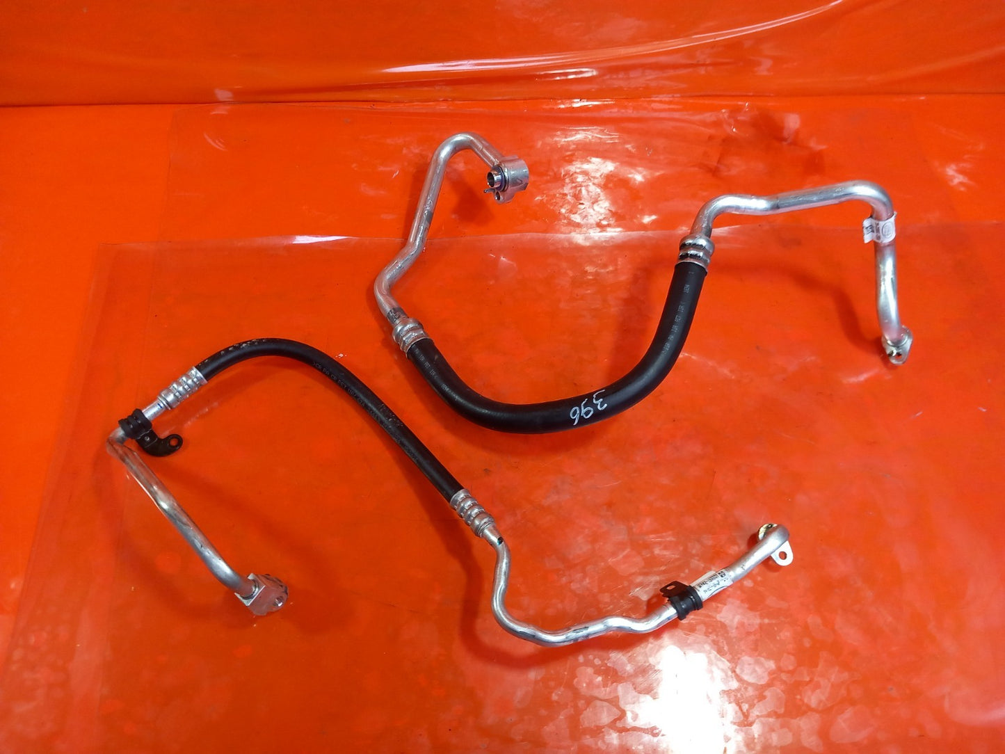 2025 Land Rover Defender L663 A/C Air Con Hose Pipe x2 MY42-19N601-BB A396 - Image 8