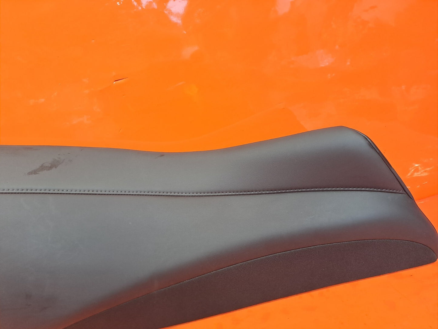 TESLA MODEL 3 LONG 2024 REAR SEAT RIGHT CUSHION 1836648-03-B Warranty A207 - Image 5