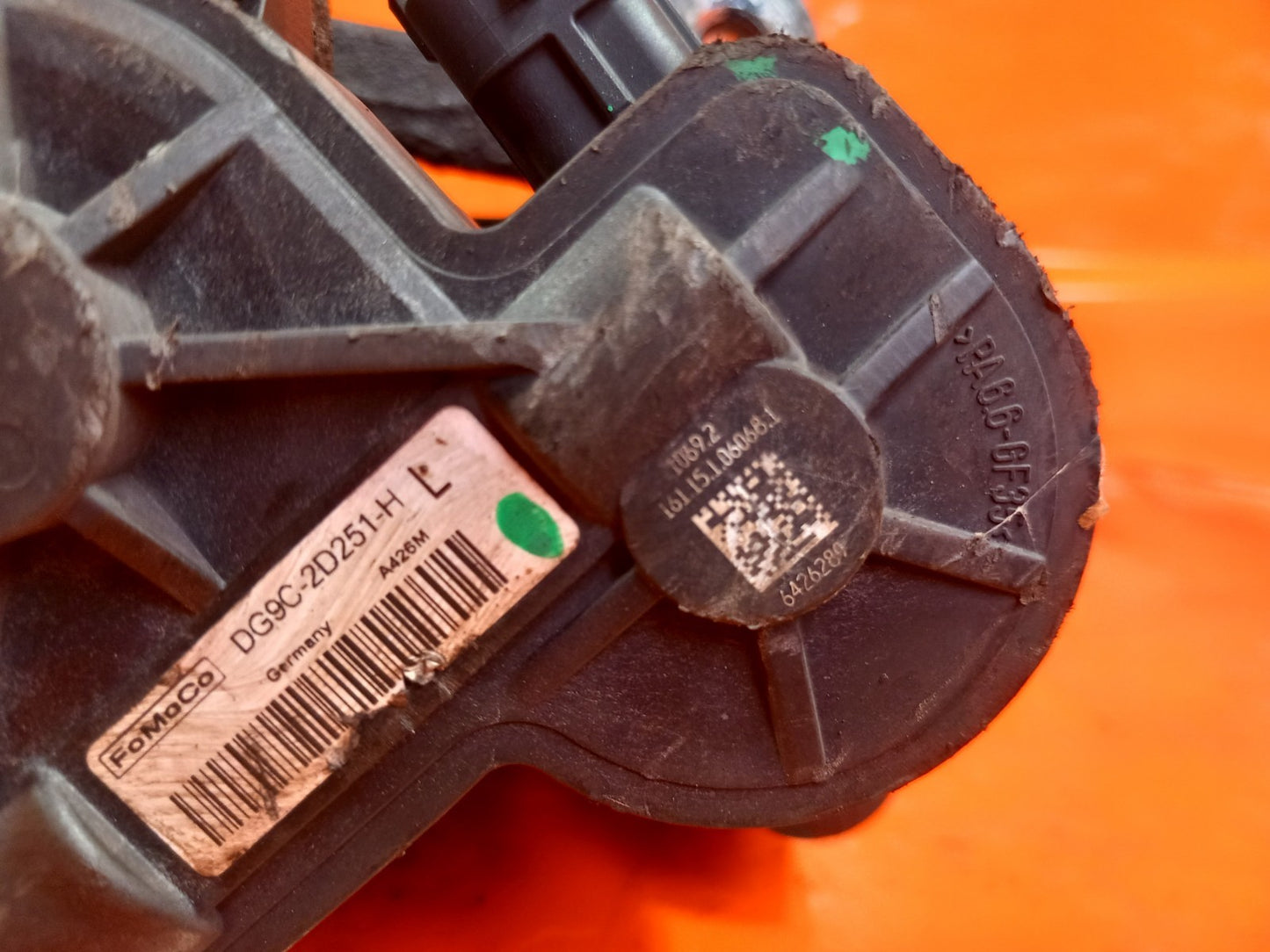 Ford Galaxy Zetec 2.0 Diesel 2019 Rear Left Electric Brake Caliper DG9C2D251H - Image 12