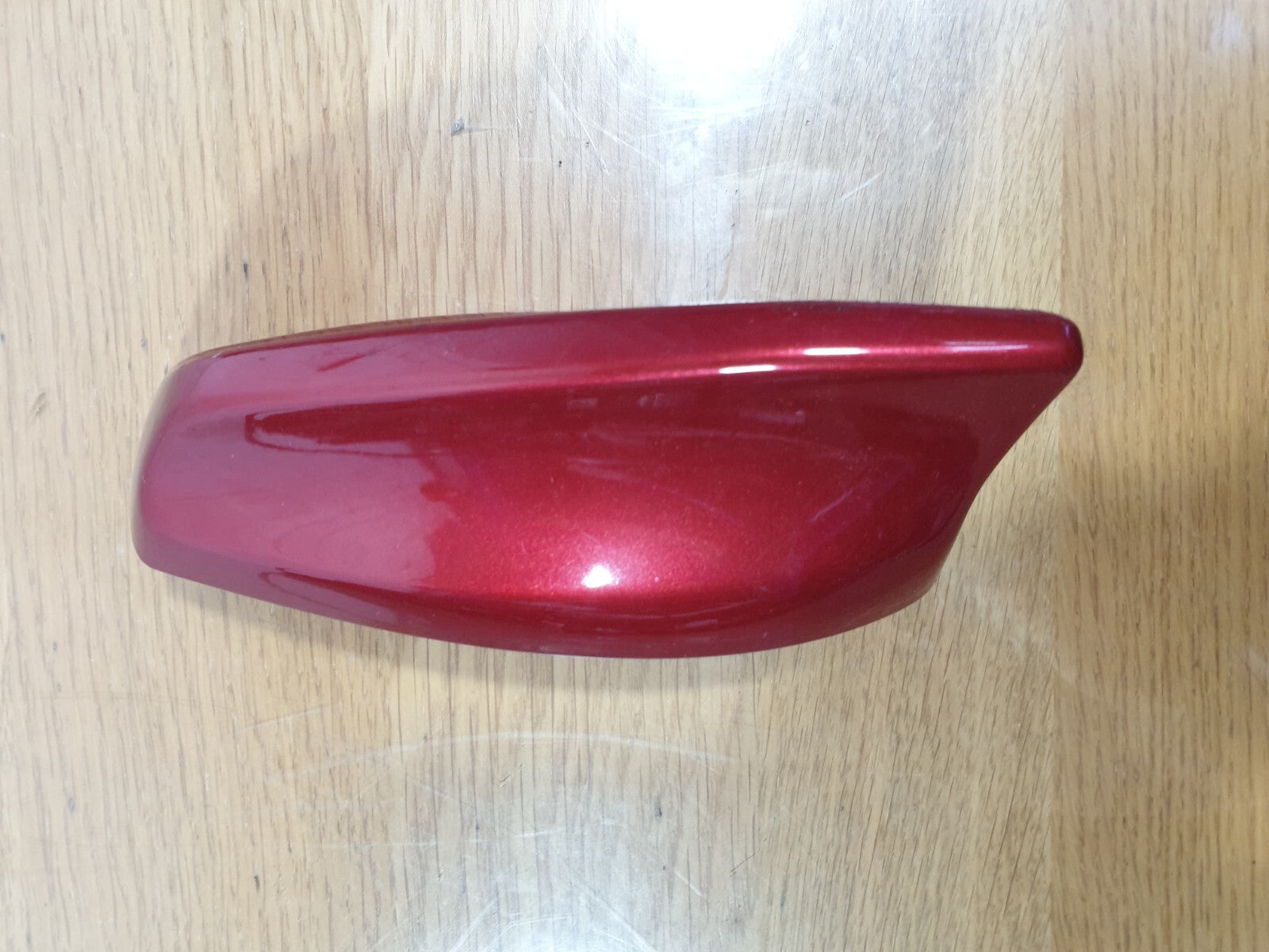 ✅2017 JAGUAR F-PACE X761 3.0P ROOF AERIAL ANTENNA SHARK RED FW93-19C089-DB A196 - Image 2