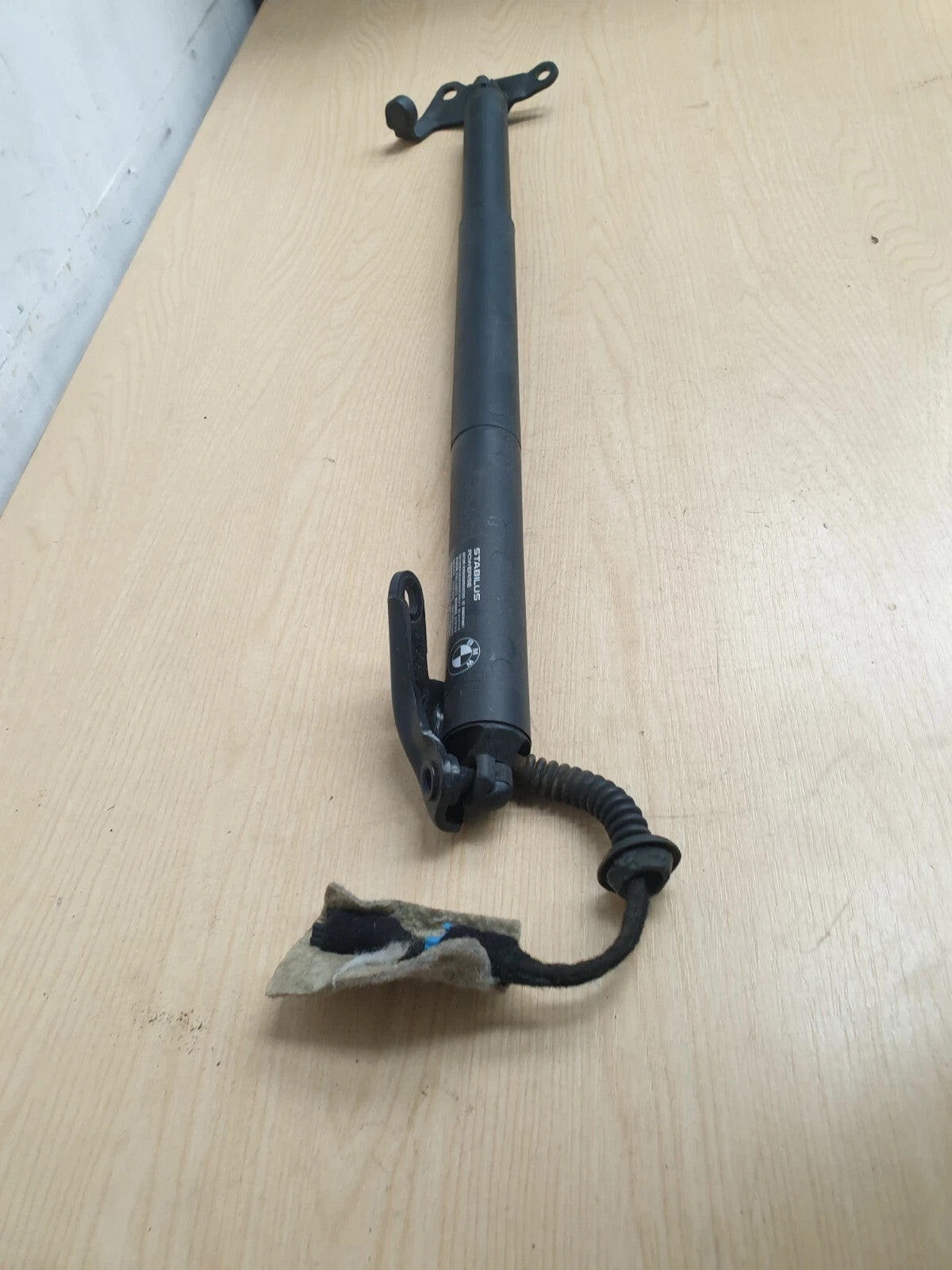 ebay-src:https://i.ebayimg.com/00/s/mtywmfgxmjaw/z/fhoaaeswudhp369q/$_57.jpg
