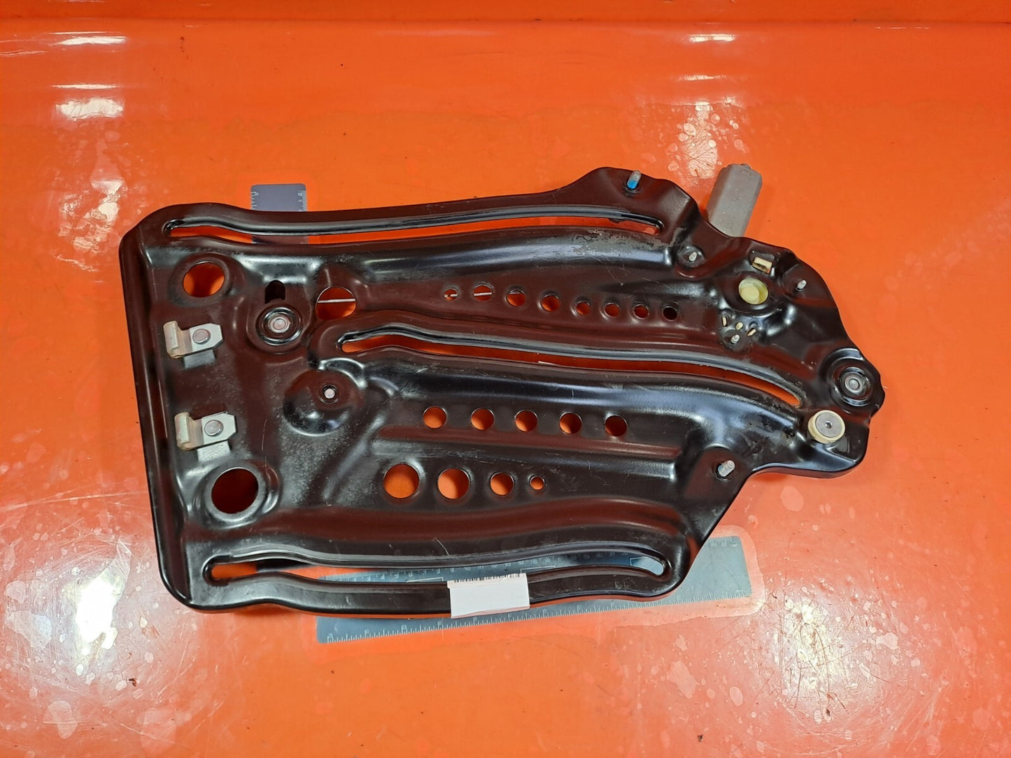 ebay-src:https://i.ebayimg.com/00/s/mtiwmfgxnjaw/z/vywaaoswffnnnodq/$_57.jpg