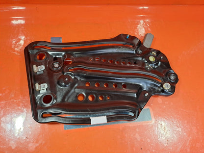 ebay-src:https://i.ebayimg.com/00/s/mtiwmfgxnjaw/z/vywaaoswffnnnodq/$_57.jpg