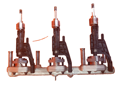 2025 BMW X5 G05 3.0 Petrol Fuel Rail Injectors 8665635 Warranty A398 - Image 1